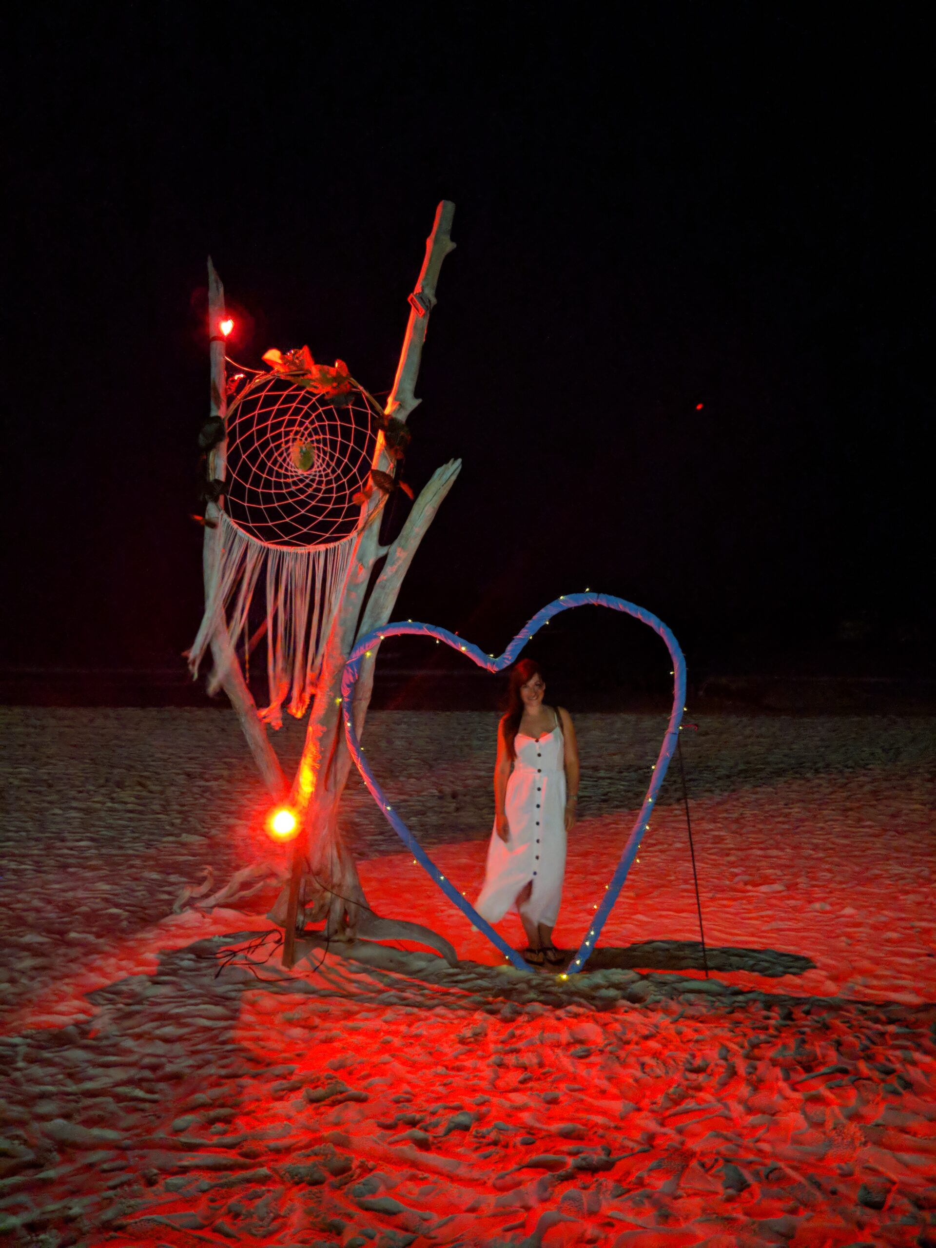 Corazon de luces en Long Beach, Redang